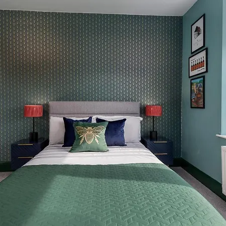 Dom wakacyjny Modern Cozy Retreat-family-friendly-near & Peak District Sheffield