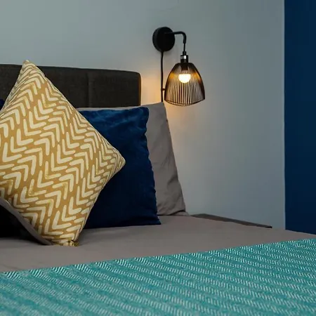 Modern Cozy Retreat-family-friendly-near & Peak District Dom wakacyjny