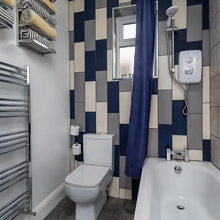 Modern Cozy Retreat-family-friendly-near & Peak District Dom wakacyjny *